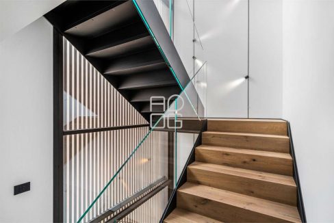 imm_70713-20251222215740-1280-_Watermark_png_mc