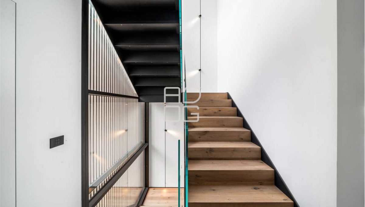 imm_70714-20251222215743-1280-_Watermark_png_mc