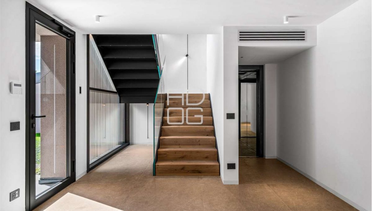 imm_70719-20251222194306-1280-_Watermark_png_mc