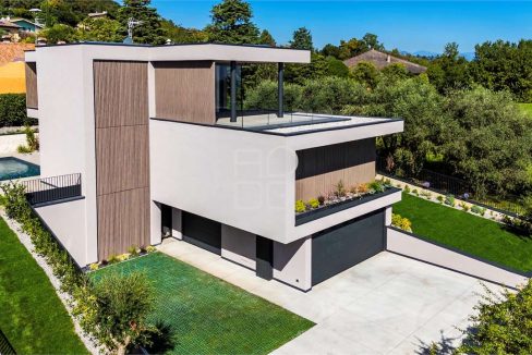 imm_70722-20251222194556-1280-_Watermark_png_mc