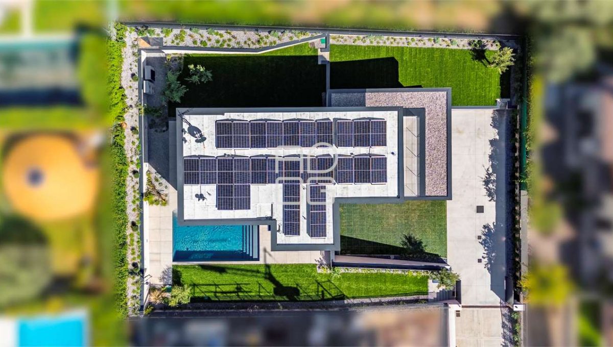 imm_70729-20251222194643-1280-_Watermark_png_mc