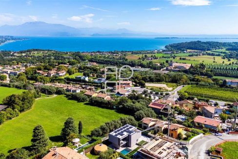 imm_70730-20251222215813-1280-_Watermark_png_mc