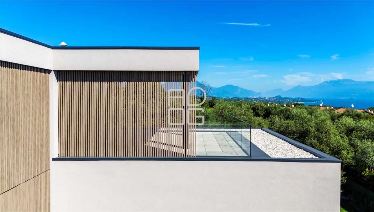 imm_70731-20251222194632-1280-_Watermark_png_mc