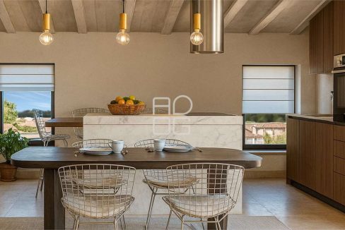 imm_68626-20250905181055-1280-_Watermark_png_mc