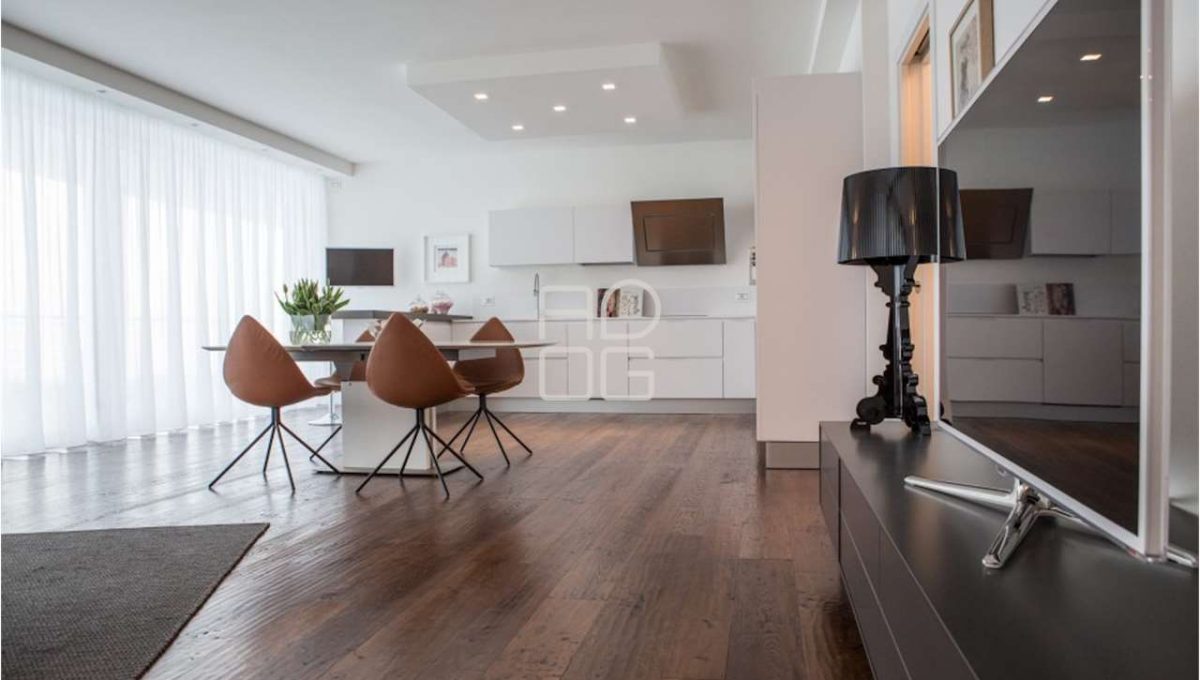 imm_55415-20240205223613-1280-_Watermark_png_mc