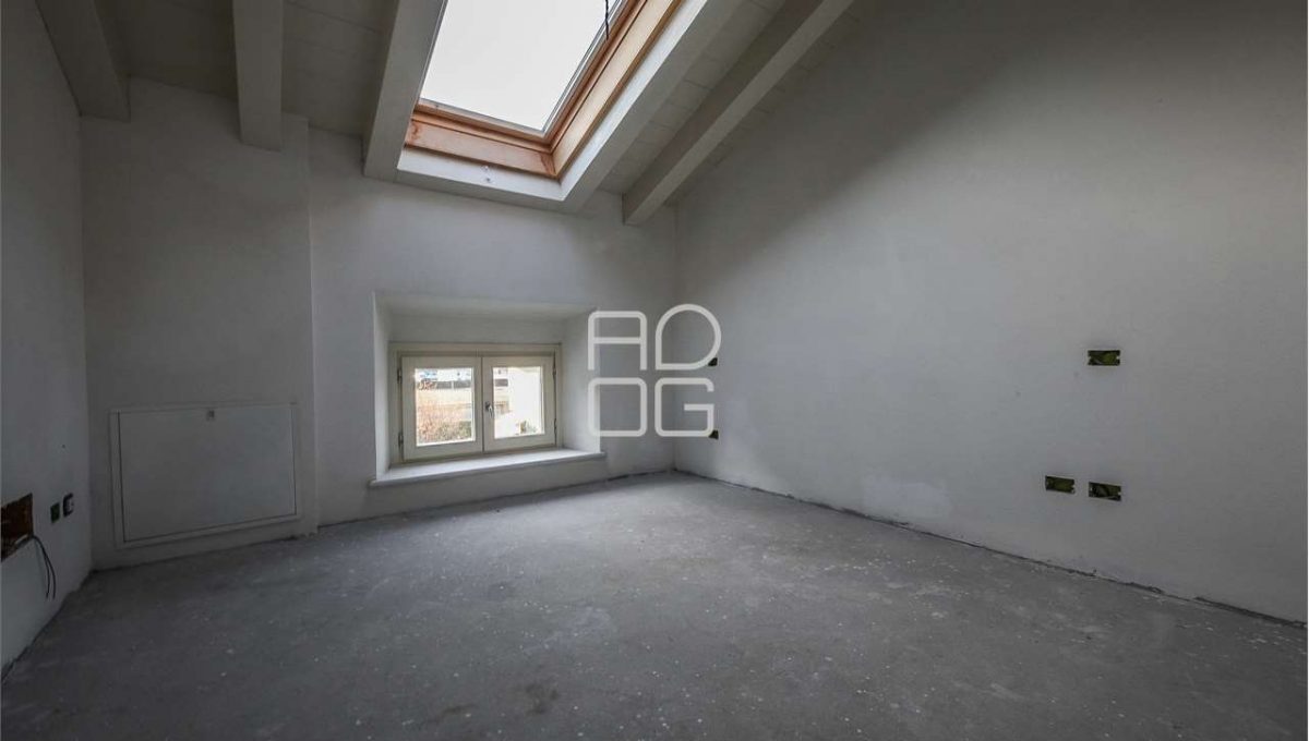 imm_71415-20260203173800-1280-_Watermark_png_mc