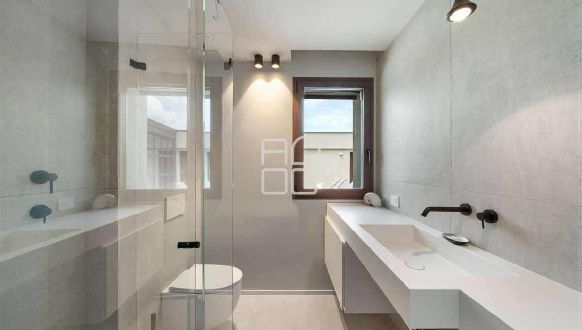 imm_66776-20250617084424-1280-_Watermark_png_mc