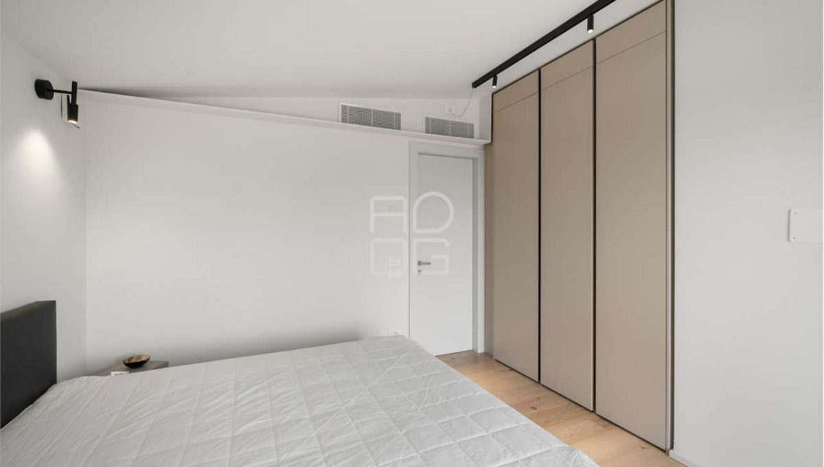 imm_66792-20250617084424-1280-_Watermark_png_mc