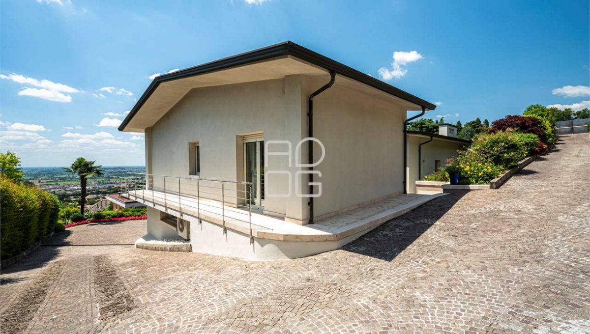 imm_38296-20220409061943-1280-_Watermark_png_mc