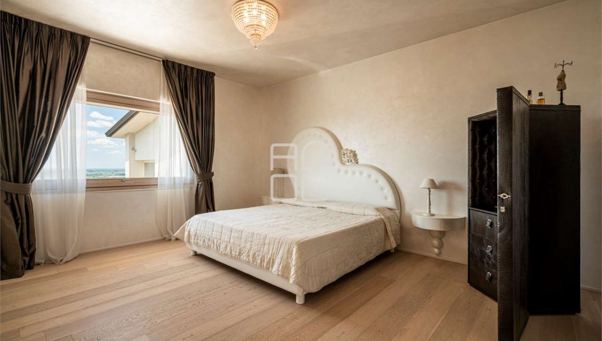 imm_38305-20260331153753-1280-_Watermark_png_mc