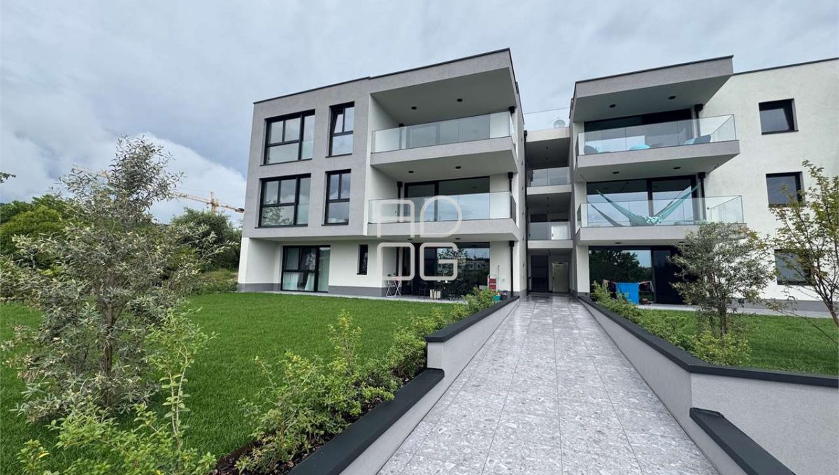 imm_65934-20260405204347-1280-_Watermark_png_mc