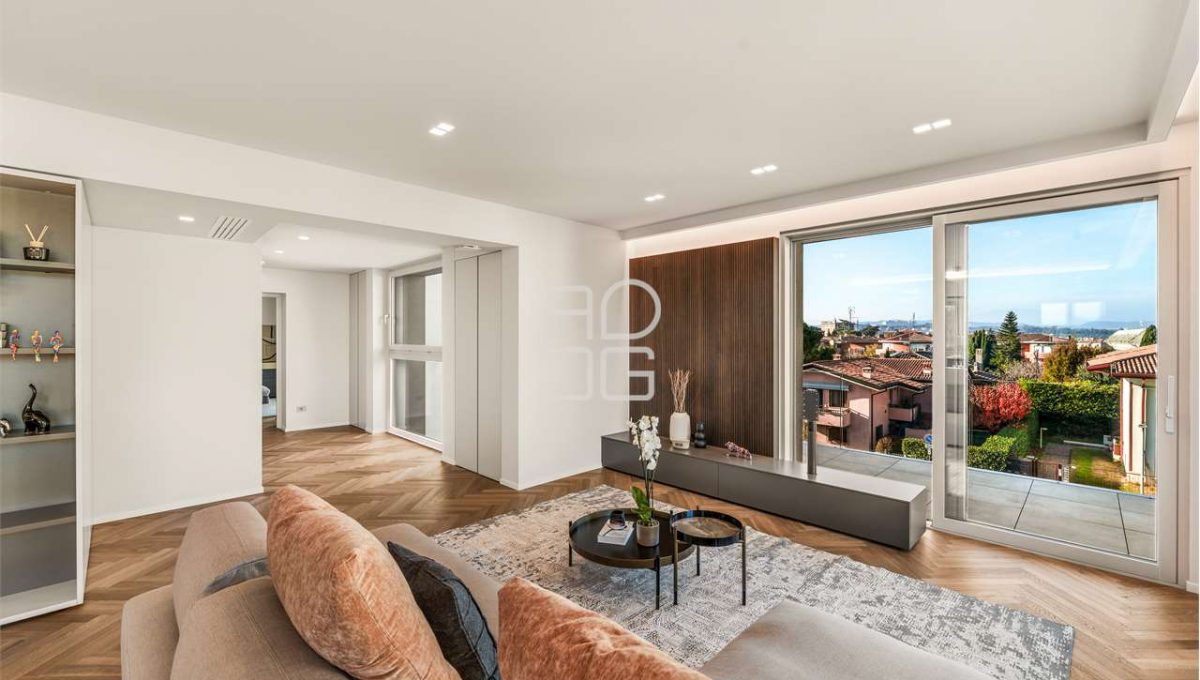 imm_69711-20260409071209-1280-_Watermark_png_mc