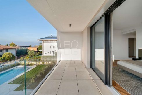 imm_69734-20260409071344-1280-_Watermark_png_mc