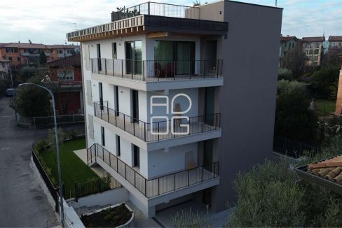 imm_72205-20260415044635-1280-_Watermark_png_mc