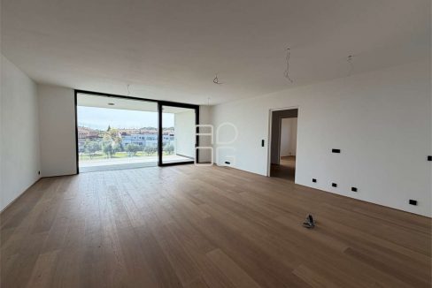 imm_73186-20260405204426-1280-_Watermark_png_mc