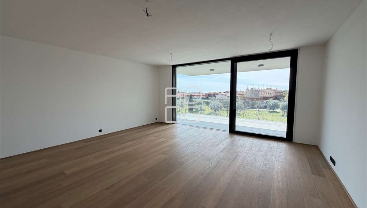 imm_73198-20260405234332-1280-_Watermark_png_mc