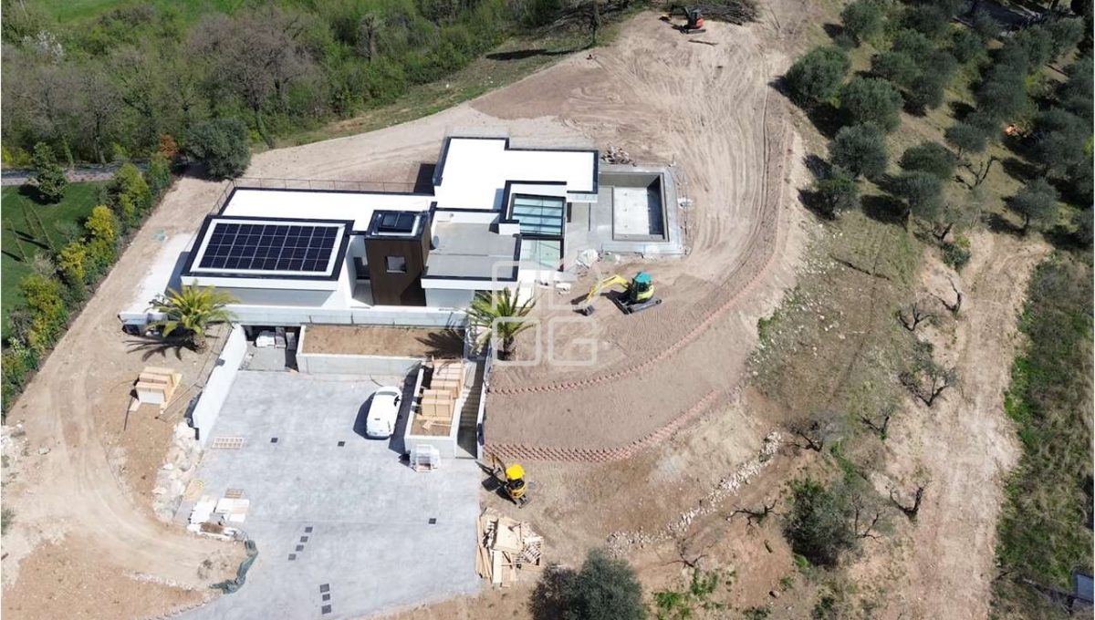 imm_73242-20260406000519-1280-_Watermark_png_mc