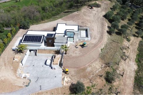 imm_73242-20260406000519-1280-_Watermark_png_mc