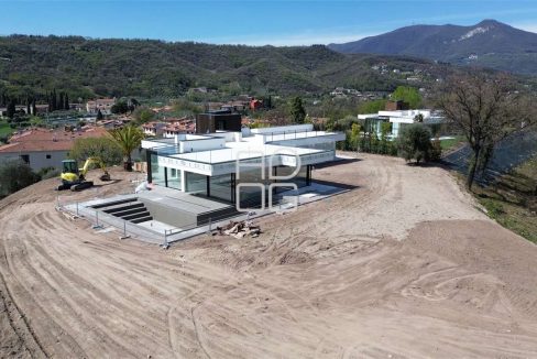 imm_73244-20260406000532-1280-_Watermark_png_mc