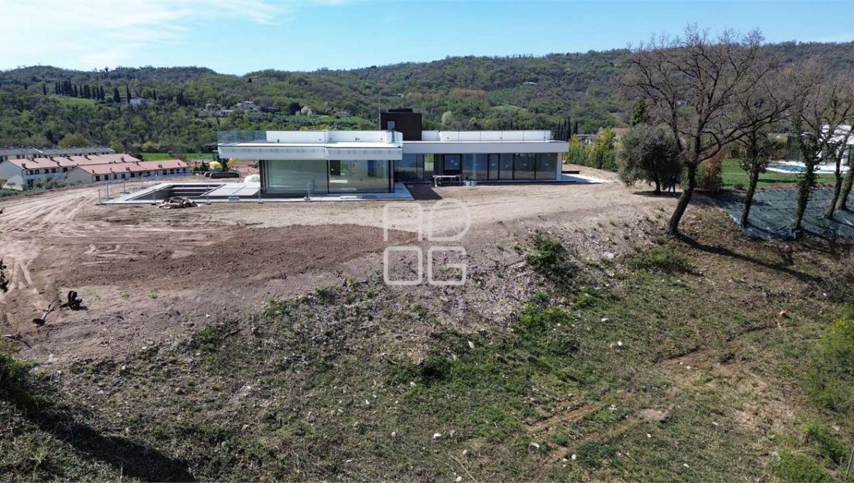 imm_73245-20260406000525-1280-_Watermark_png_mc