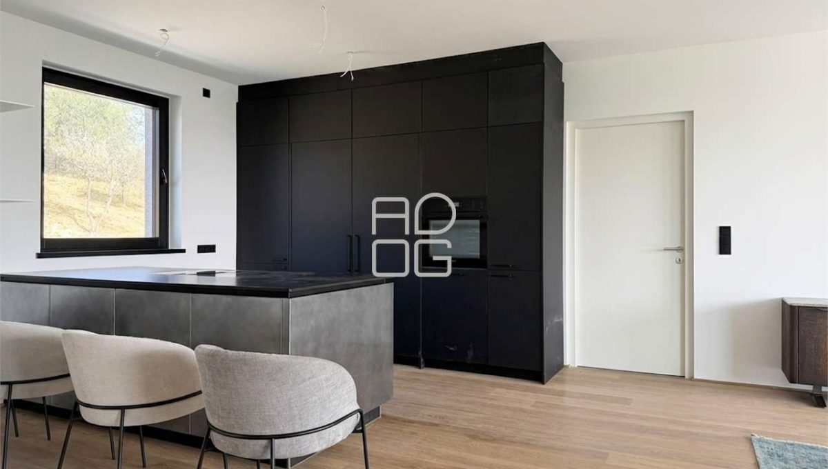 imm_73270-20260407200612-1280-_Watermark_png_mc