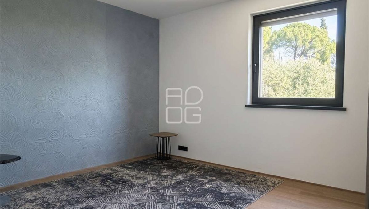 imm_73276-20260407200611-1280-_Watermark_png_mc