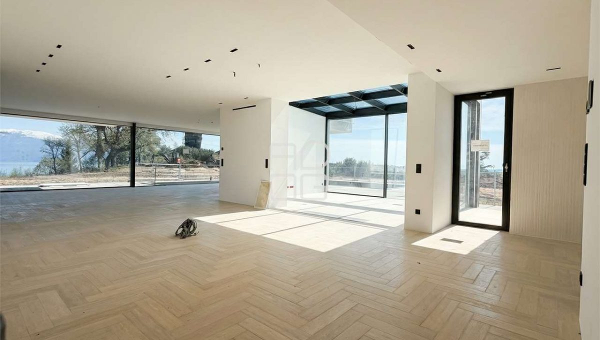 imm_73285-20260407201007-1280-_Watermark_png_mc