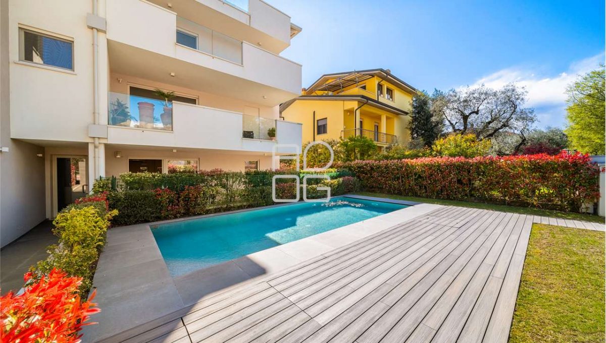 imm_73331-20260408192221-1280-_Watermark_png_mc