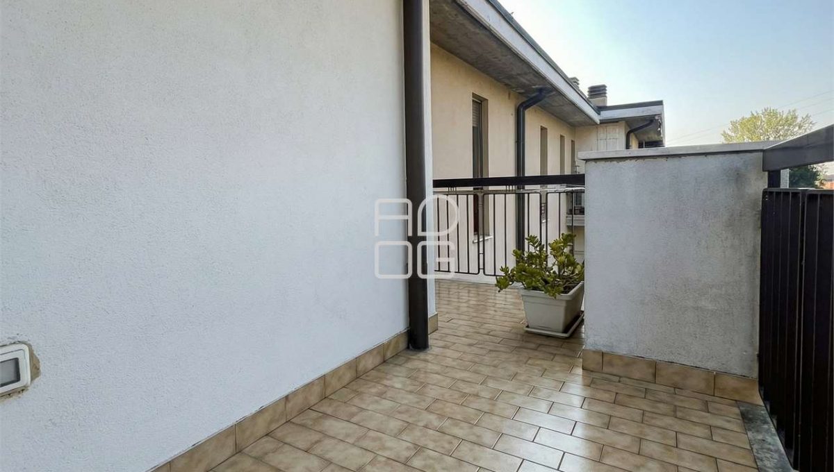 imm_73382-20260410182020-1280-_Watermark_png_mc