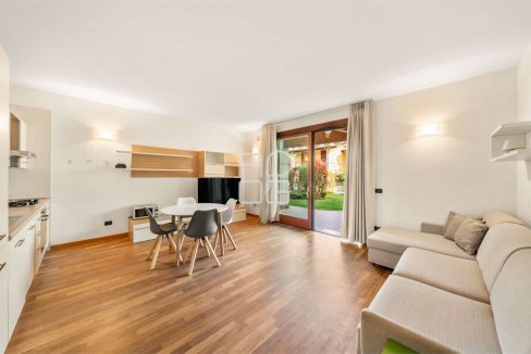 imm_73566-20260424095445-1280-_Watermark_png_mc