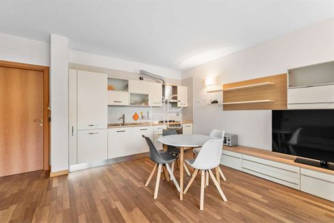 imm_73567-20260424095441-1280-_Watermark_png_mc