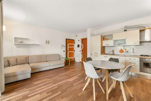 imm_73568-20260424095448-1280-_Watermark_png_mc