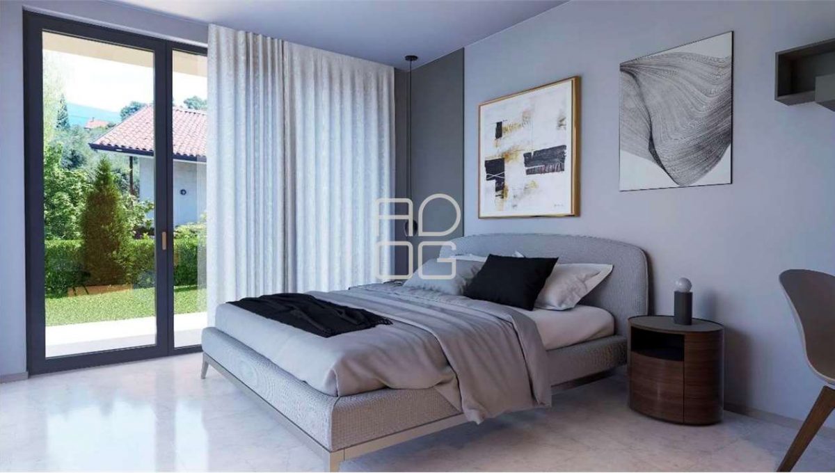 imm_73592-20260423233707-1280-_Watermark_png_mc