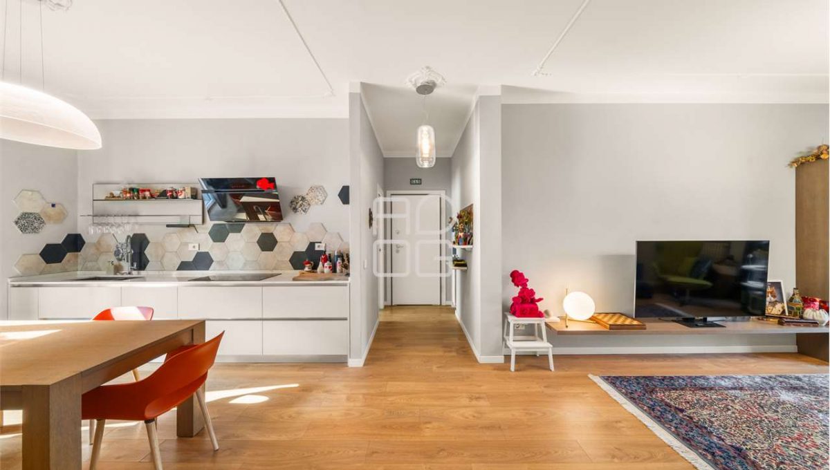 imm_73650-20260427135730-1280-_Watermark_png_mc